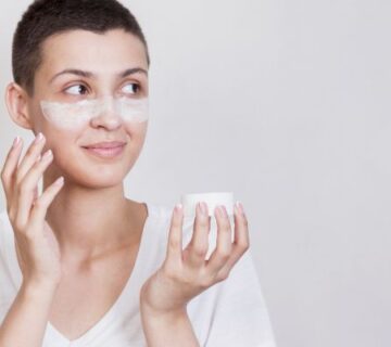 The Ultimate Guide to Using Moisturizer After Microneedling moisturise-after-microneedling